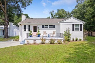Building Photo - 1126 Pleasant Pines St