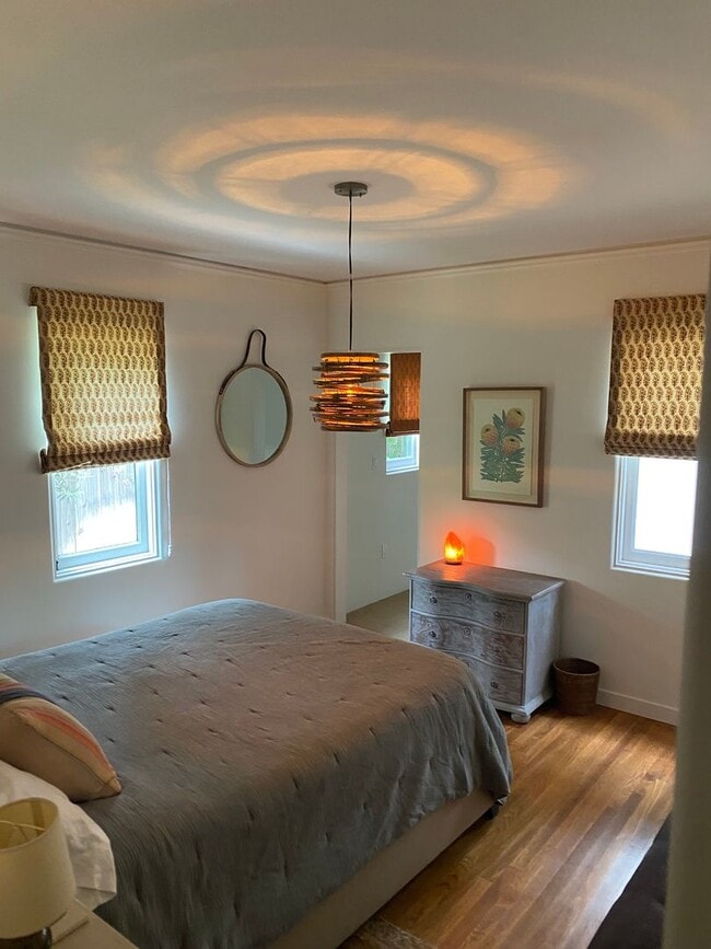 Building Photo - Spanish Charmer in the Village of Downtown Ojai