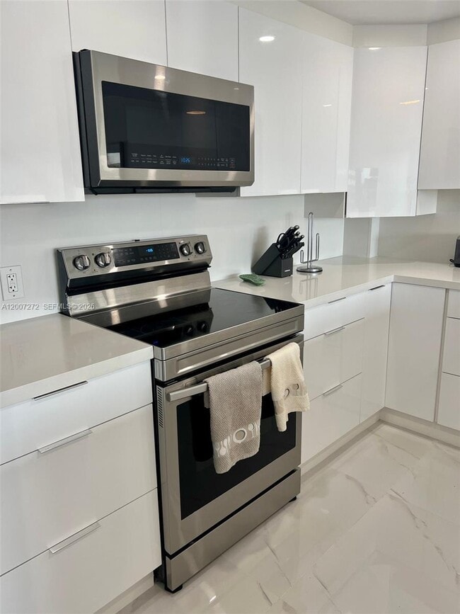 Building Photo - 155 Ocean Ln Dr