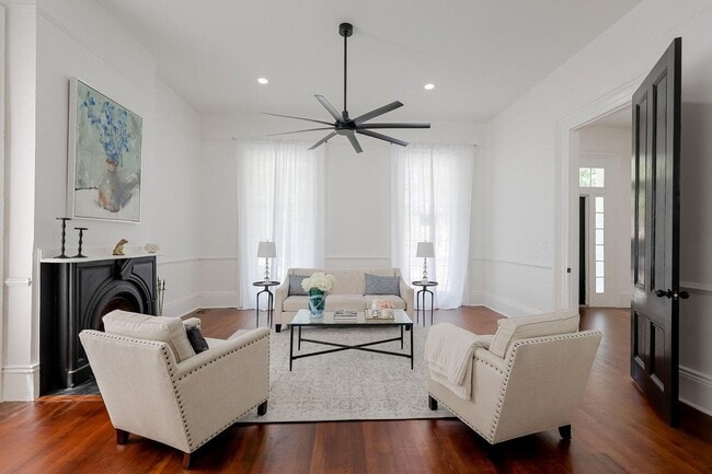 Building Photo - 444 Greene St