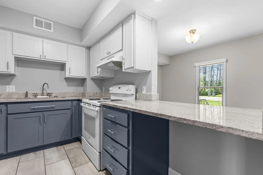 Kitchen - 3480 Ostrander Rd