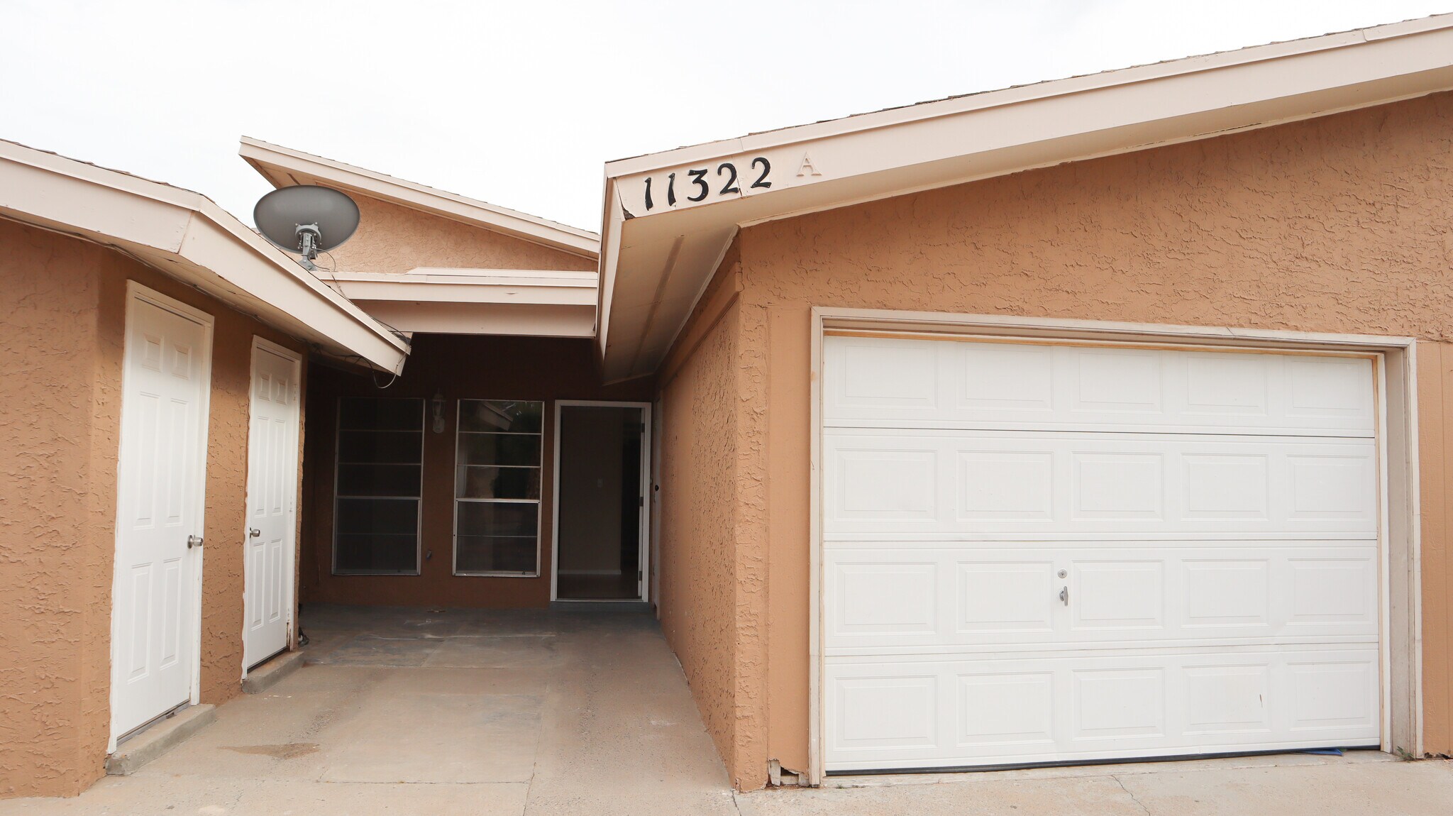 Building Photo - 11322 Lake Nemi Dr