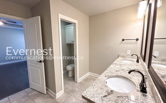 Building Photo - 39 Fletcher Dr