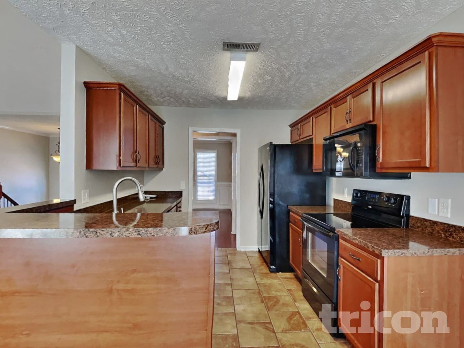 Building Photo - 3479 Melrose Dr