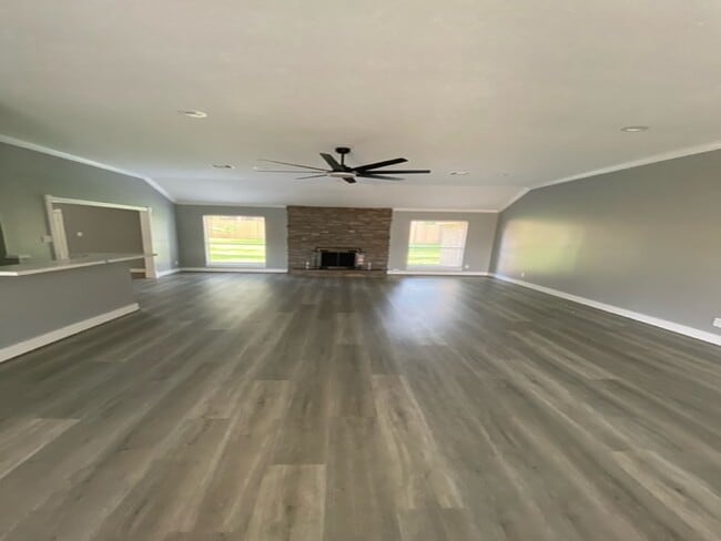 Building Photo - 12803 Cloverwood Dr