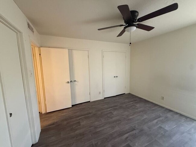 Building Photo - 4601 Carlisle Blvd NE