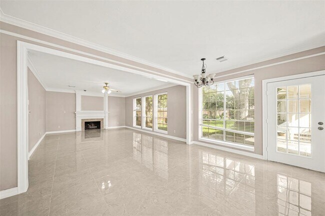 Building Photo - 4907 Canterbury Ln