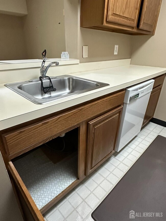 Building Photo - 1518 Ravens Crest Dr