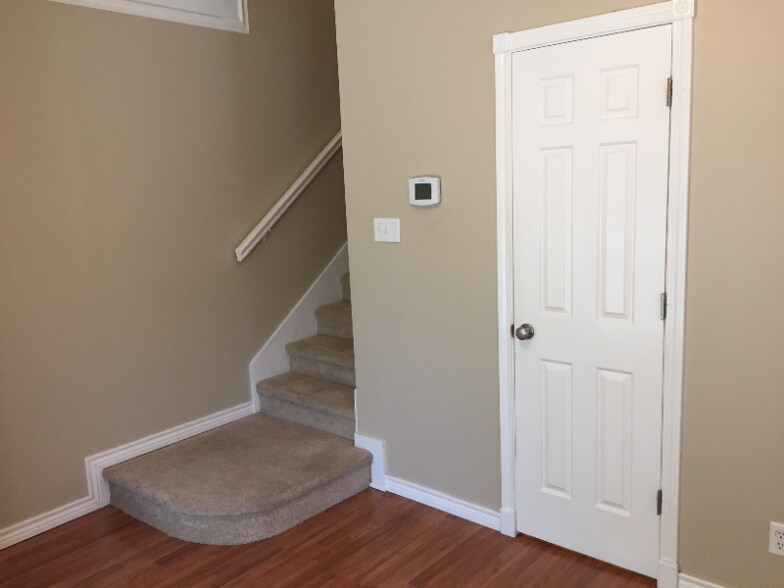 Building Photo - 14400 Montfort Dr