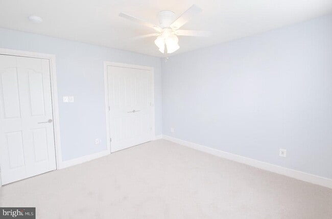 Building Photo - 3164 Lawrin Ct