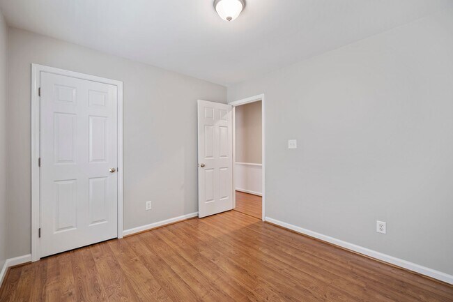 Building Photo - Beautiful 3 Bedroom Ranch Home Located In Ballantyne Area