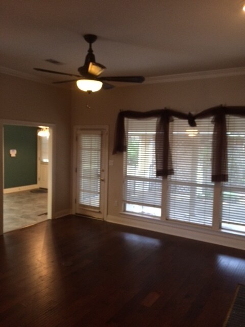 Building Photo - 3948 Preakness Dr