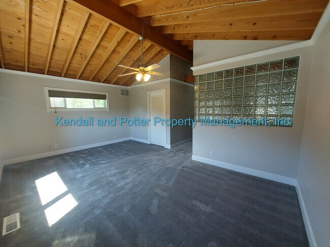 Building Photo - 5737 Soquel Dr