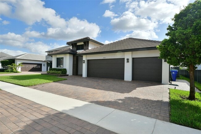 Building Photo - 4221 SW 178th Ave