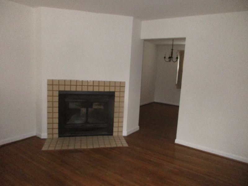 Building Photo - 1795 Northwest Ct