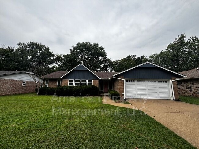 Primary Photo - 1729 Melrose Dr