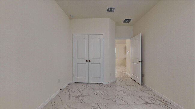 Building Photo - 10434 Astor Pt Trl