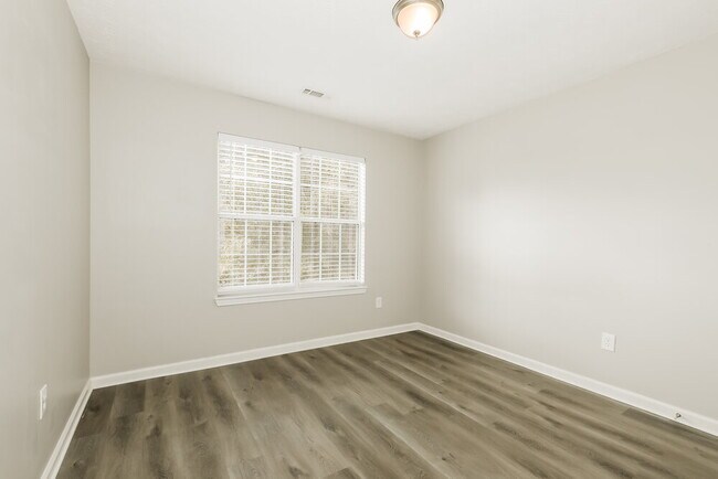 Building Photo - 11752 Spring Lake Way