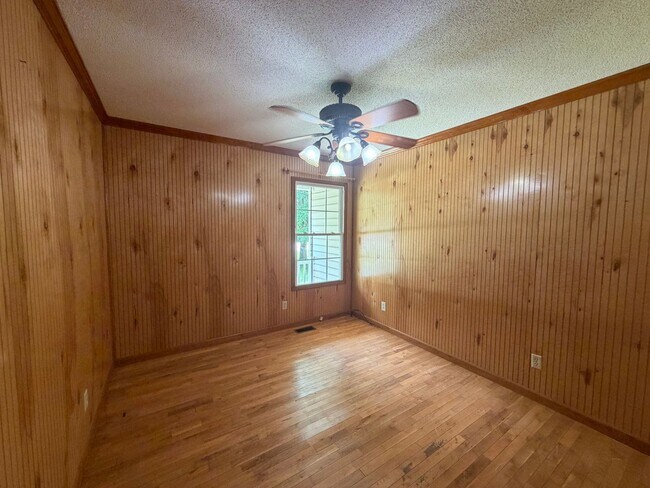 Building Photo - Exclusively Offered By Muse Realty Rentals, LLC