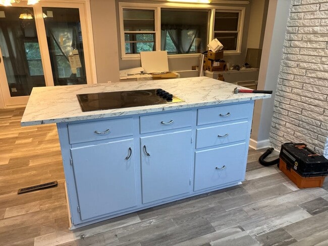 Building Photo - Charming 3BR House in Charlotte