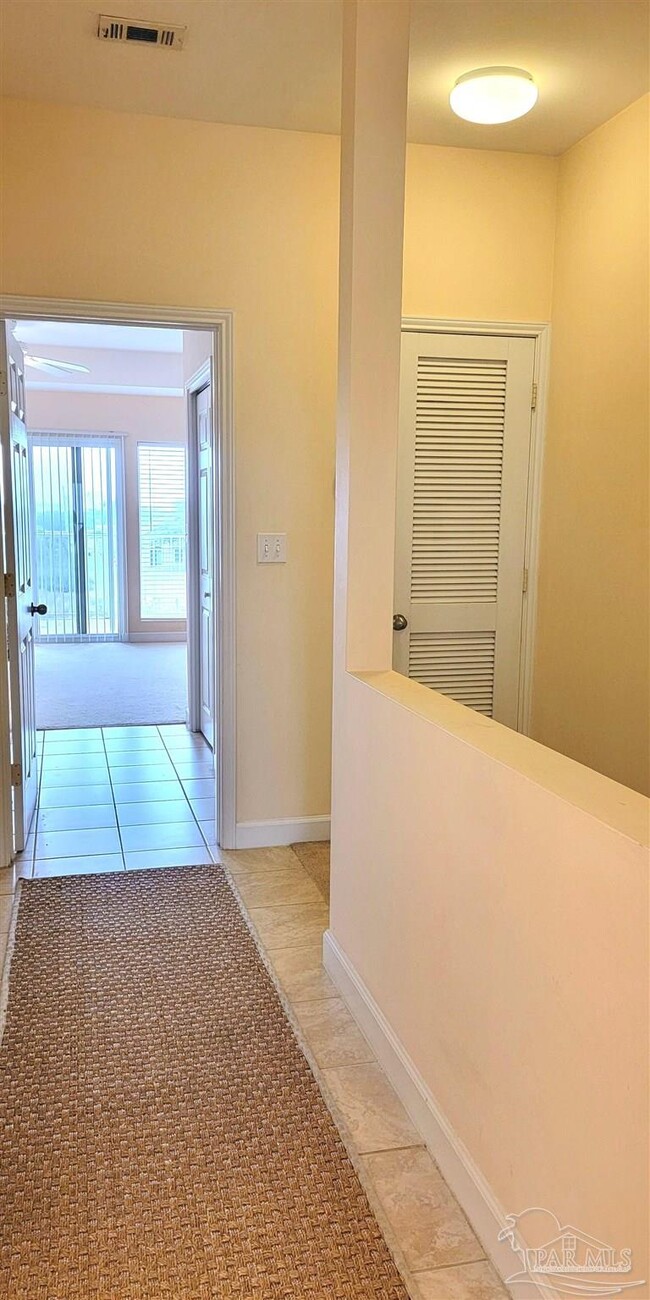 Building Photo - 510 Fort Pickens Rd