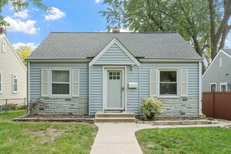 Building Photo - 3141 Idaho Ave S