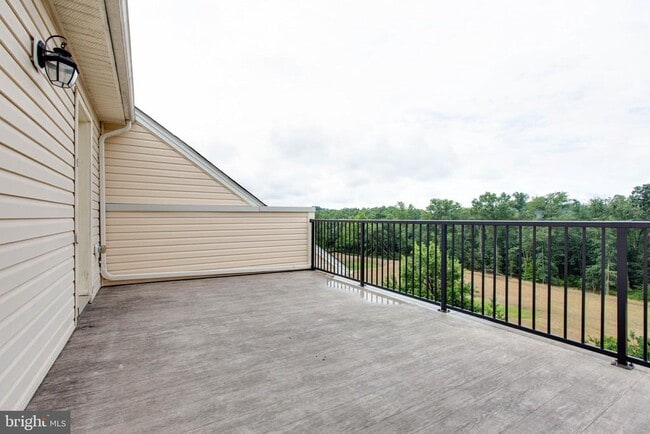 Building Photo - 7048 Foxton Way