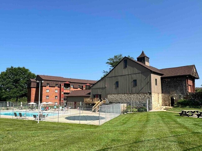 Building Photo - 3602 Rustic Ln