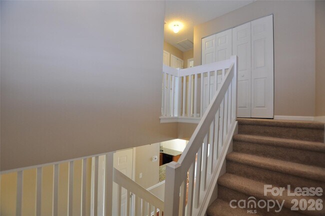 Building Photo - 8421 Southgate Commons Dr