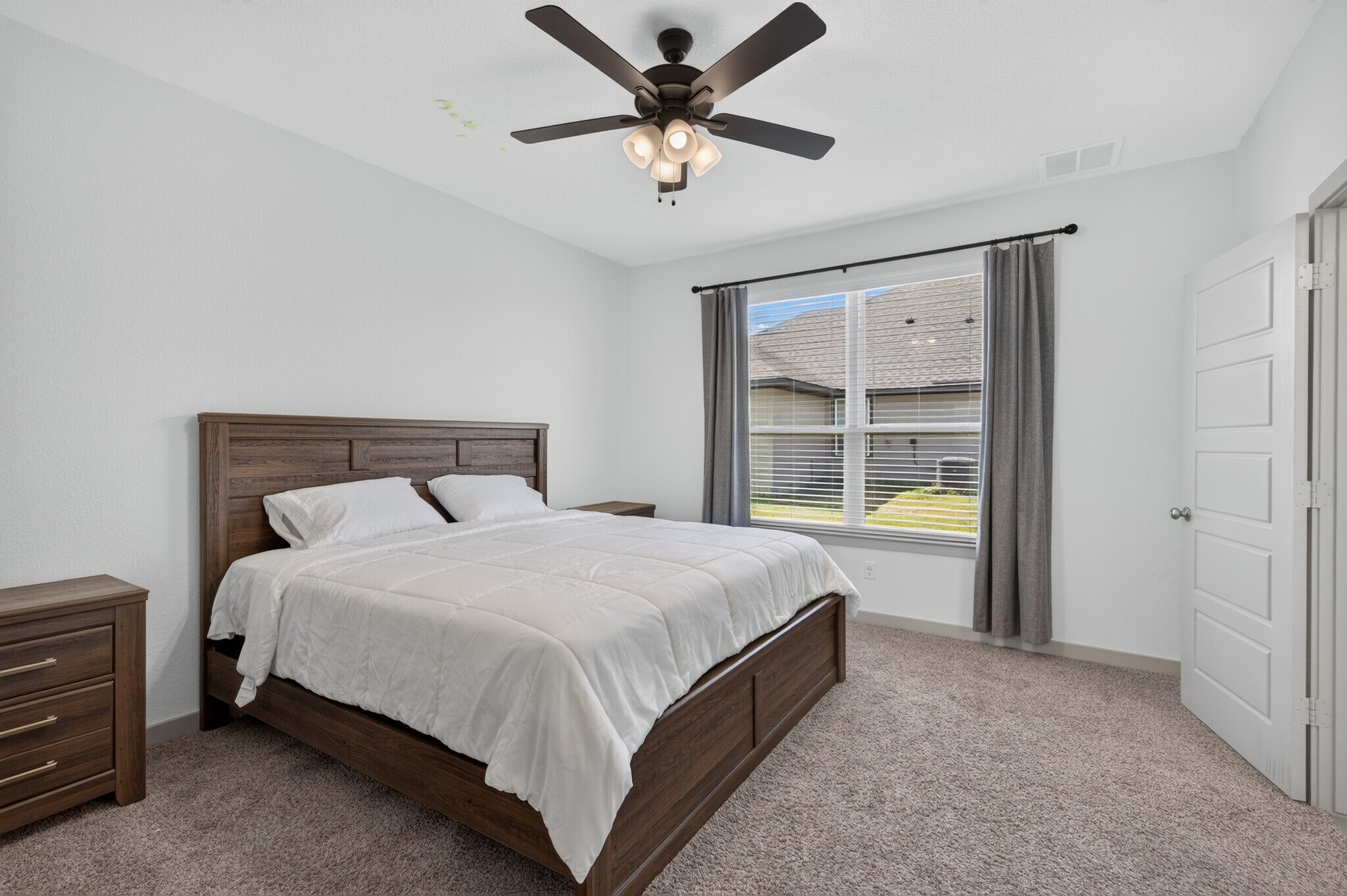 Building Photo - 6508 McGregor Loop