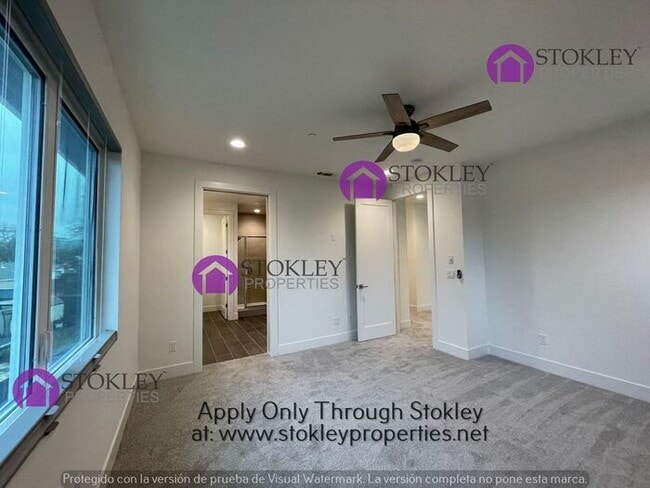 Building Photo - 3184 Manor Ave