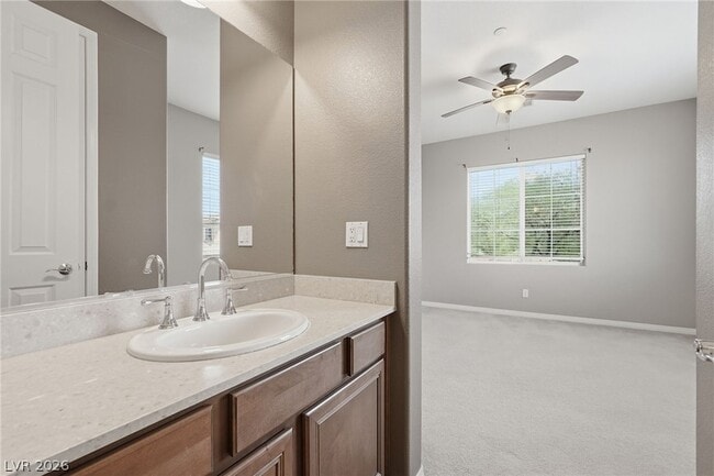 Building Photo - 10344 Shropshire St