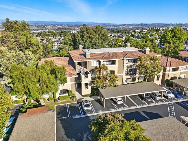 Building Photo - 22681 Oakgrove, 225