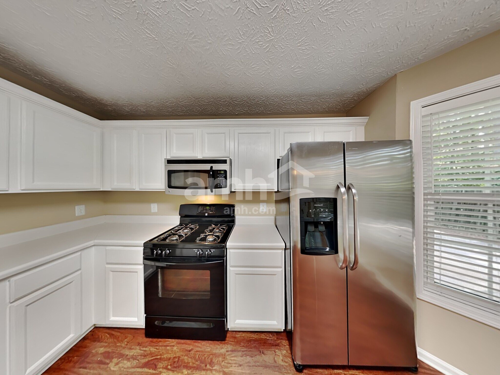 Building Photo - 133 Weatherstone Dr