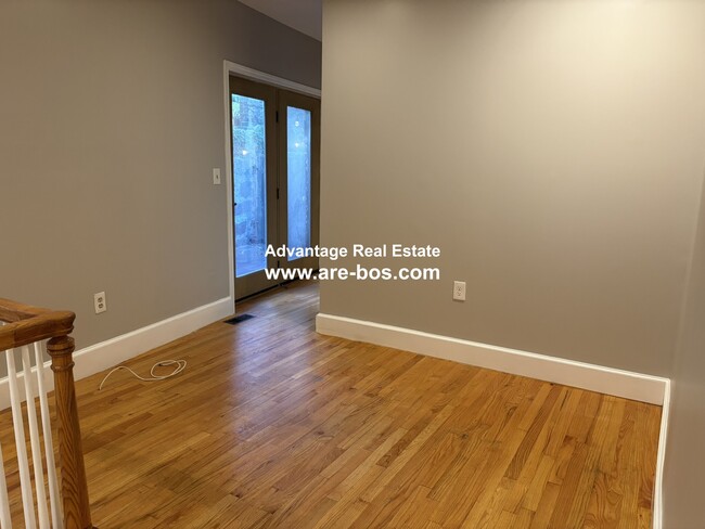 Building Photo - 37 Sheafe St