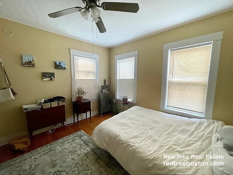 Building Photo - 123 Winthrop St