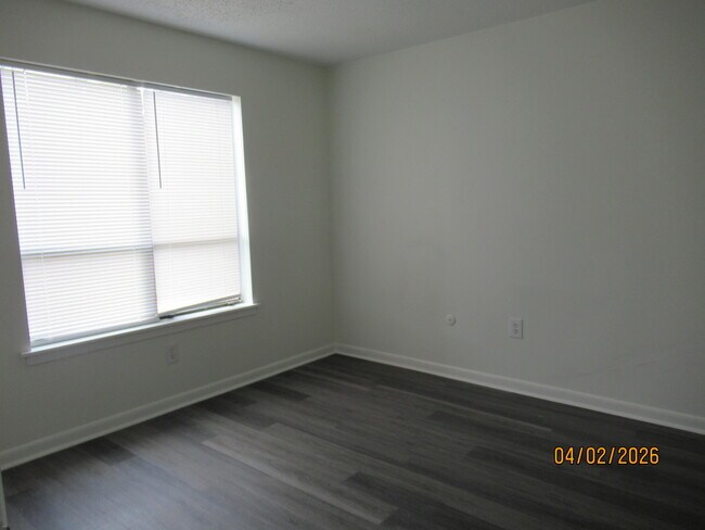 Building Photo - 251 Rast St