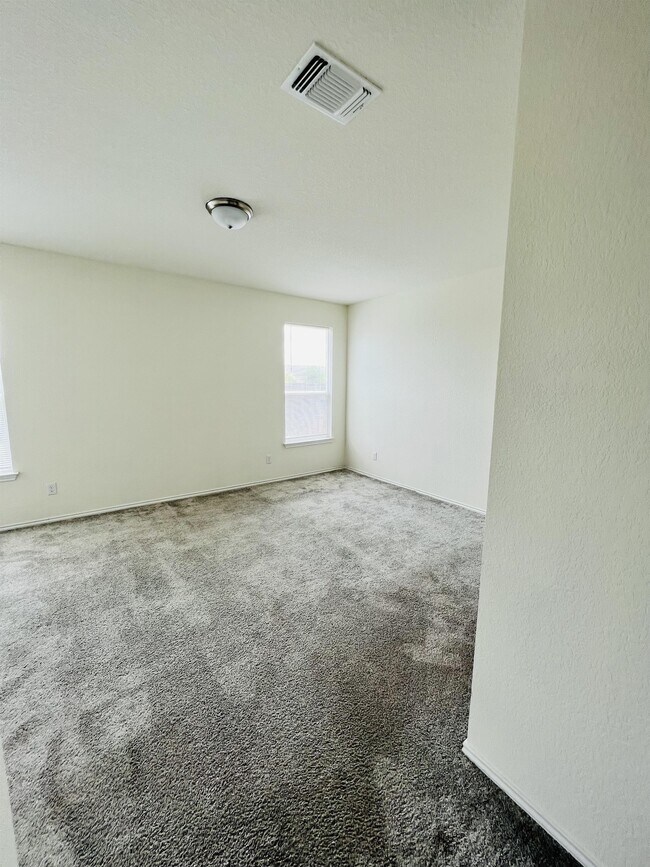 Building Photo - 6229 Mantalcino Dr
