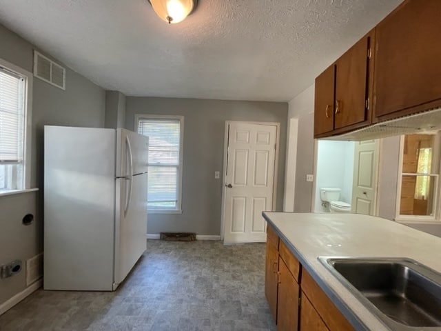 Building Photo - 1343 E Bowman St