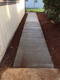Building Photo - Recently renovated 1 bedroom in Hawaii Kai