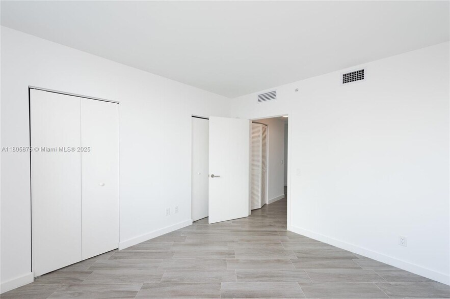 Building Photo - 4250 Biscayne Blvd