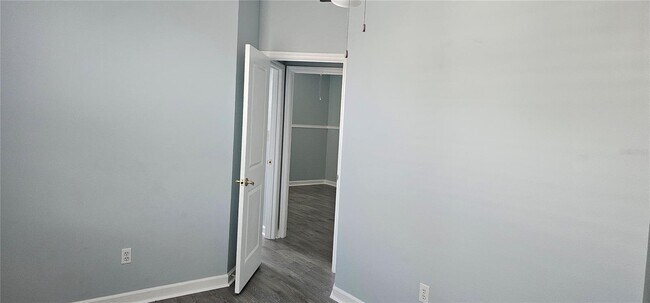 Building Photo - 14321 Mandolin Dr