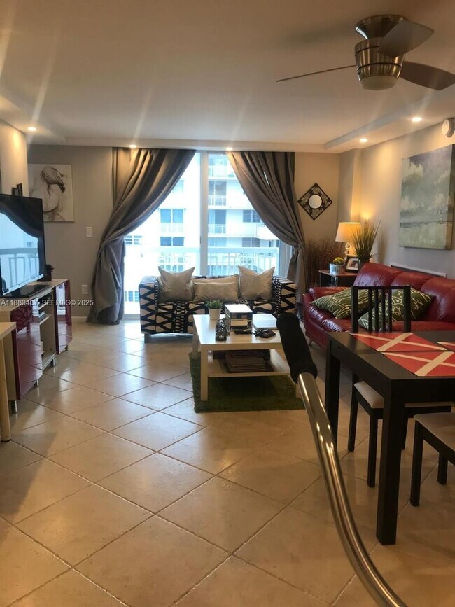 Building Photo - 401 Ocean Dr