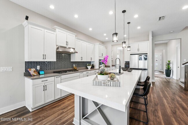 Building Photo - 10223 Silverbrook Trl