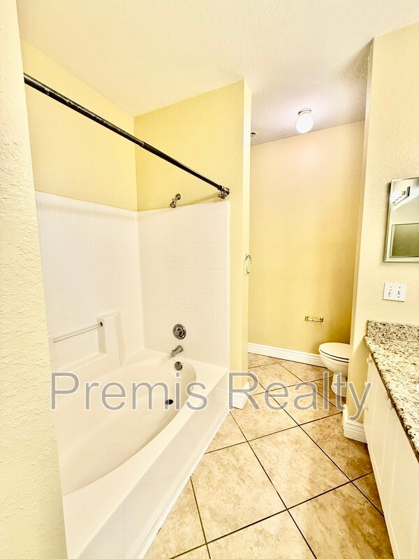 Building Photo - 2721 Via Murano