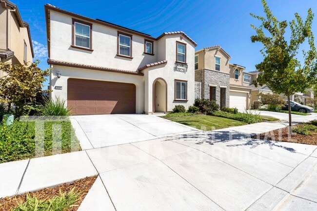 Building Photo - 3555 Nuestra Ave