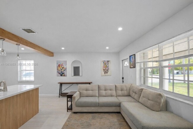 Building Photo - 1445 NW 6th Ave