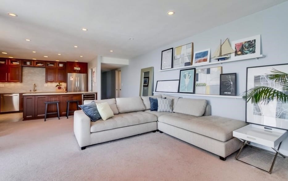 Building Photo - 3850 Riviera Dr