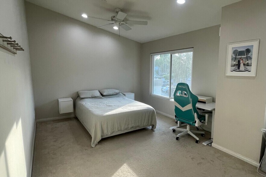 Building Photo - 404 Harbor Woods Pl