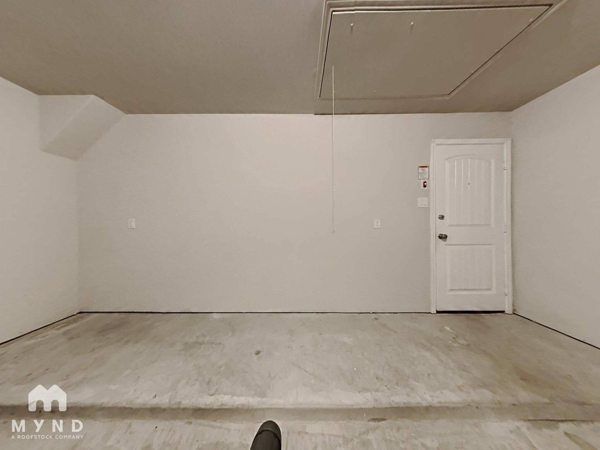 Building Photo - 8111 Carillon Way